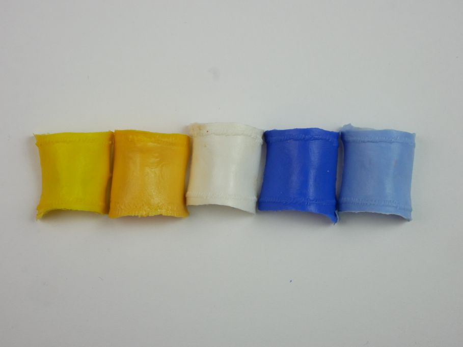 TIMPO Sattel Decken weiß hell+mittel blau Zitronen- & dunkel gelb Figuren 119641