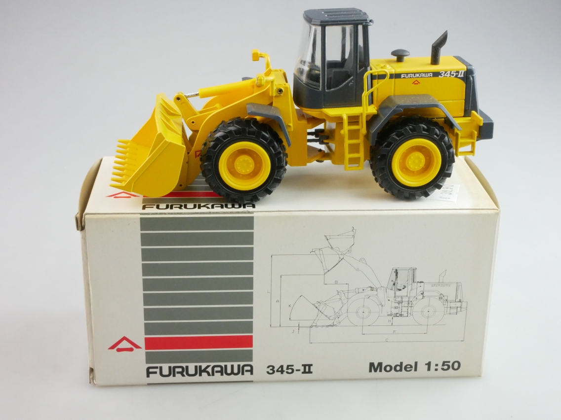 conrad 1/50 # 2433 Furukawa 345-II Radlader Wheeled Loader + Box - 121036