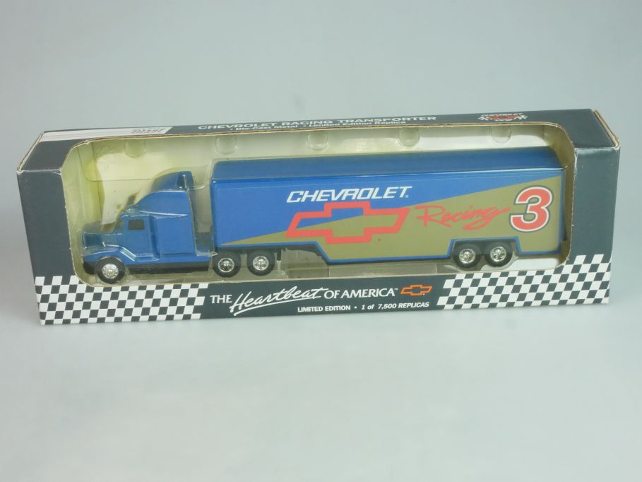 Ertl 1/64 Chevrolet Truck Racing Transporter 30cm diecast 3582 + Box 124128