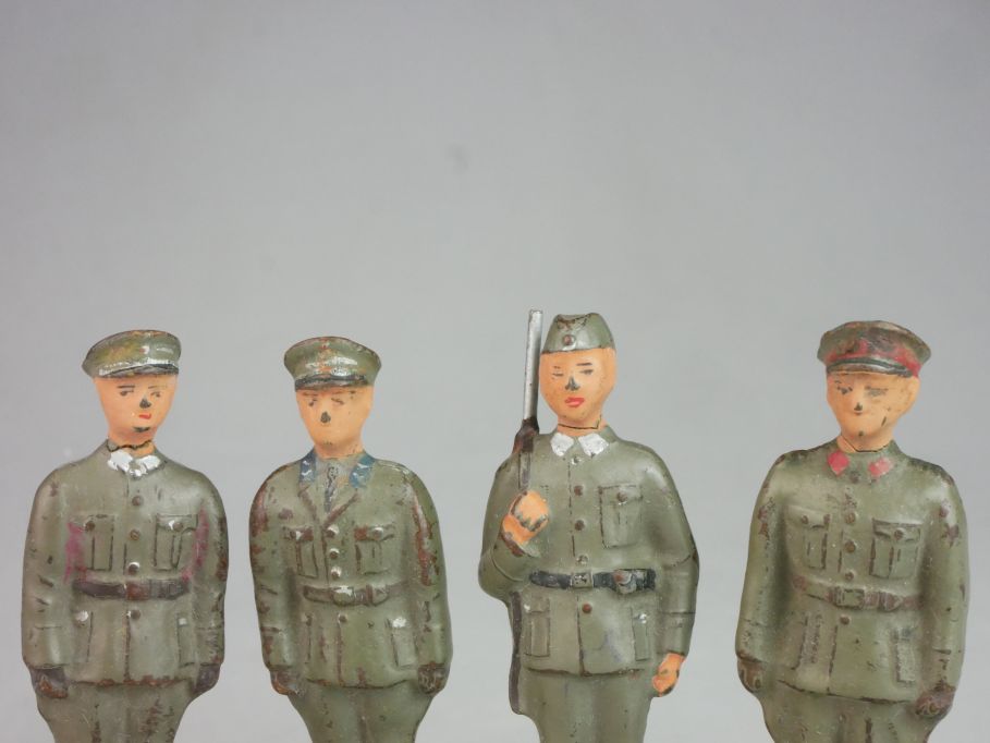 4x Masse Lineol Figuren NVA Soldaten Offizier Stillgestanden 125207