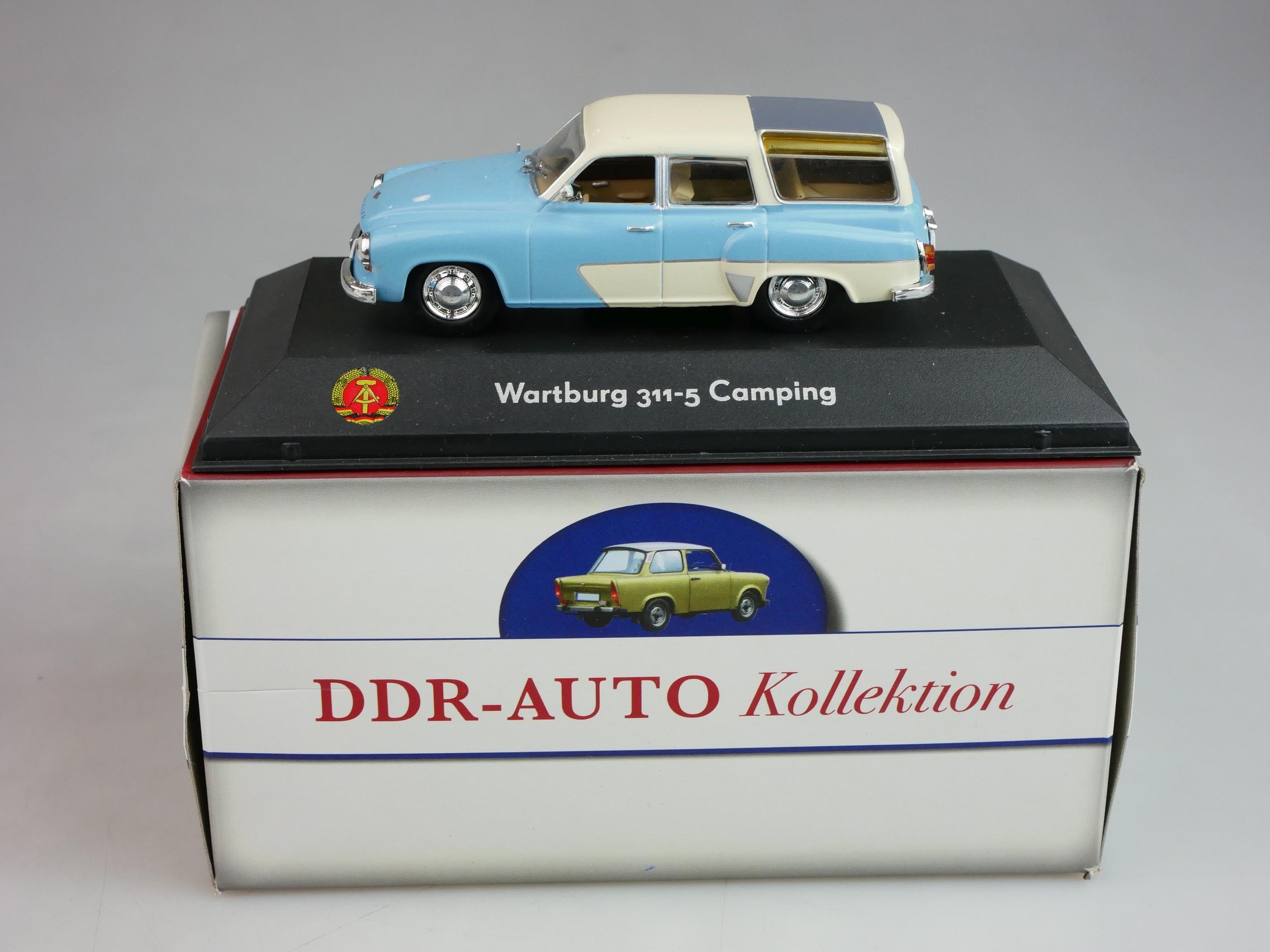 Atlas 1/43 DDR-Auto Kollektion Wartburg 311-5 Camping + Box