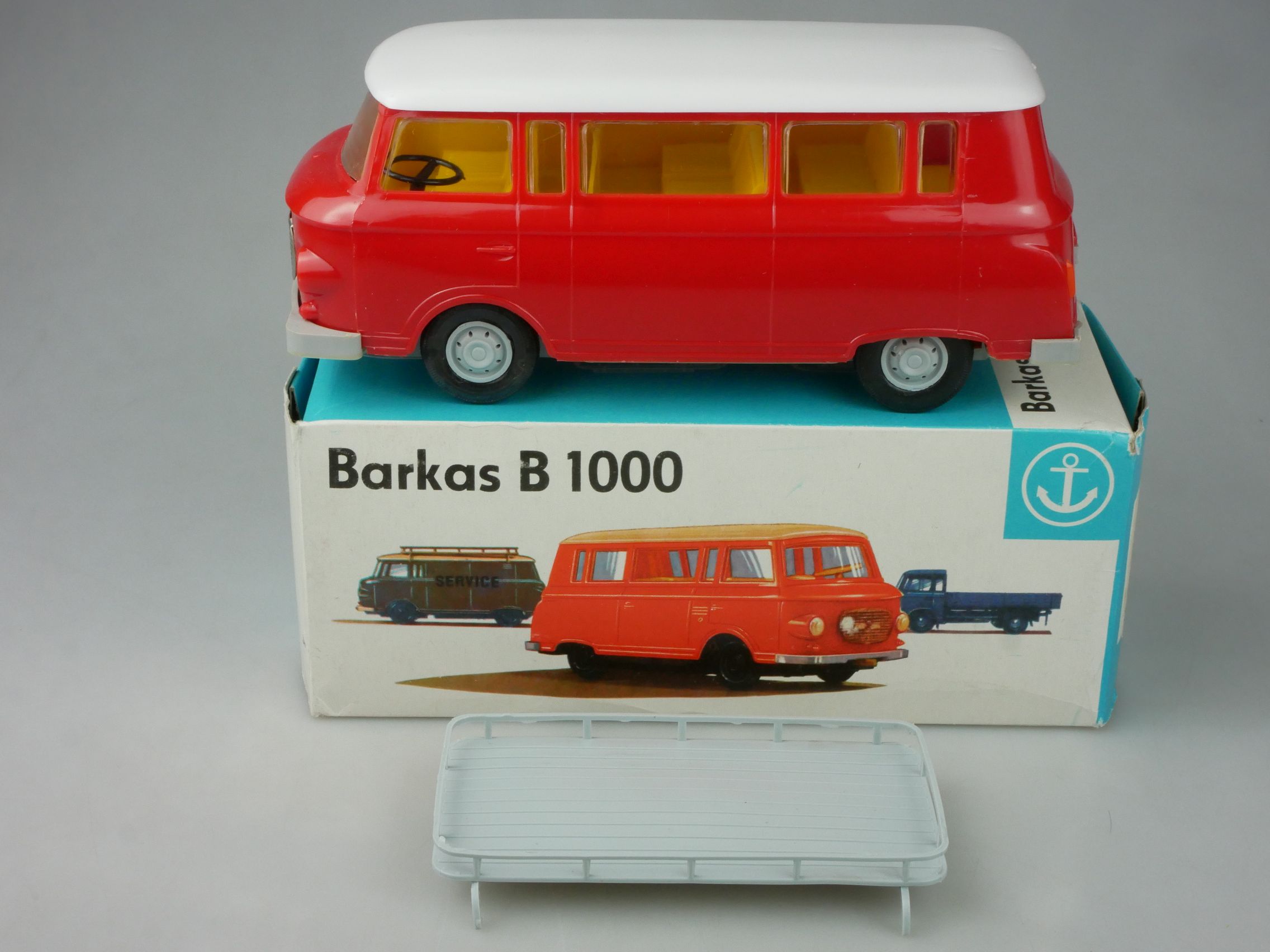 DDR Anker 1/25 Barkas B1000 Blechgrill Kleinbus OL 76-17 Schwungrad Box 126020