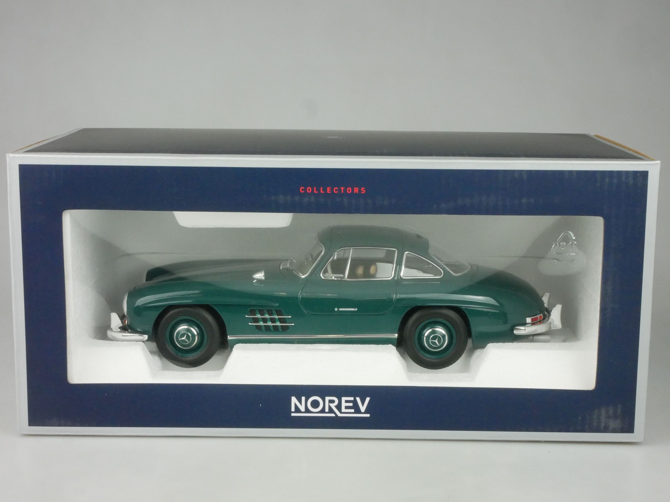 Norev 1/18 Mercedes Benz 300 SL 1954 green 183851 + Box 126209