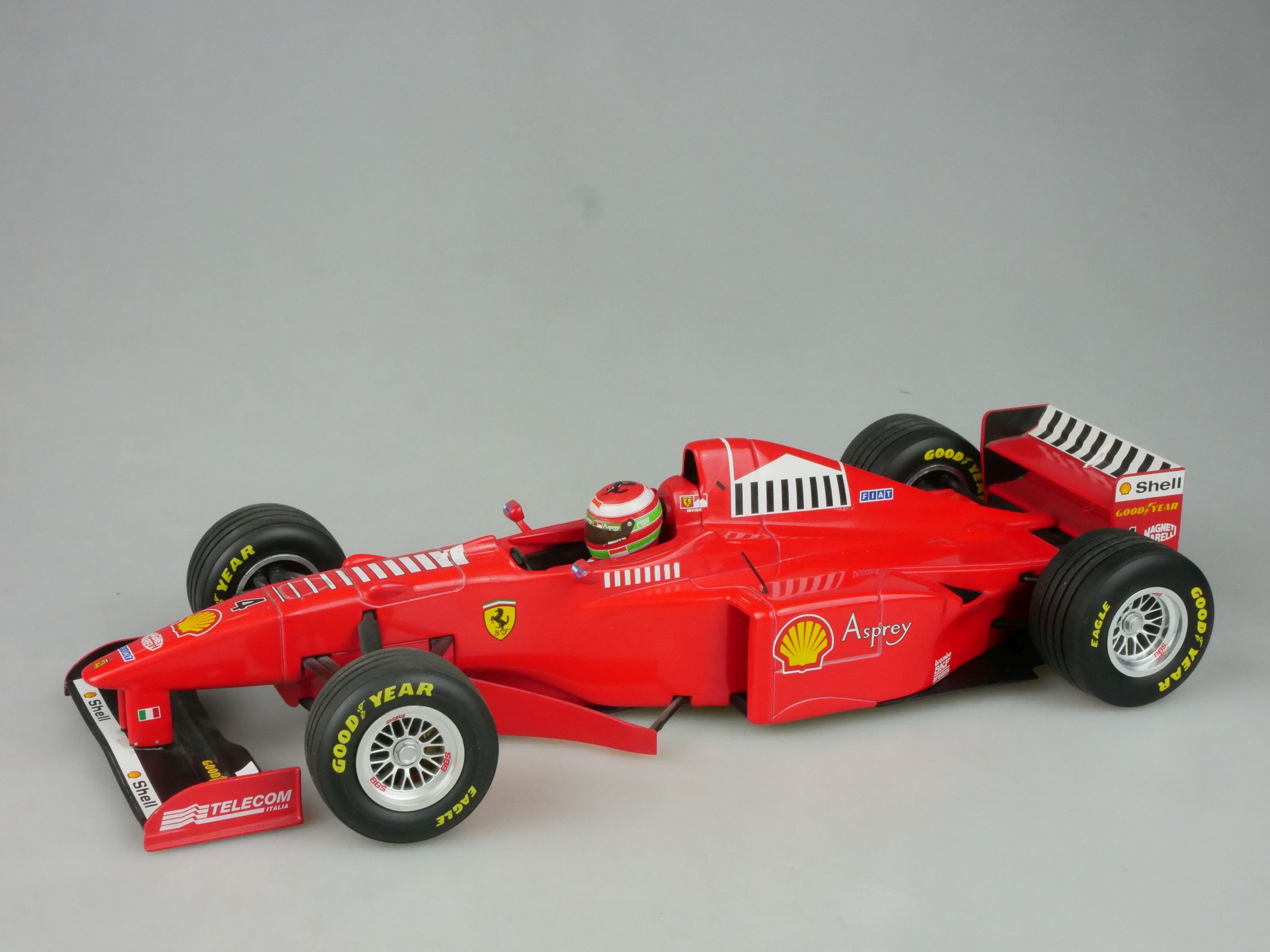 Minichamps F1 1/18 Ferrari F 310/B 1997 # 4 Eddie Irvine diecast 126827
