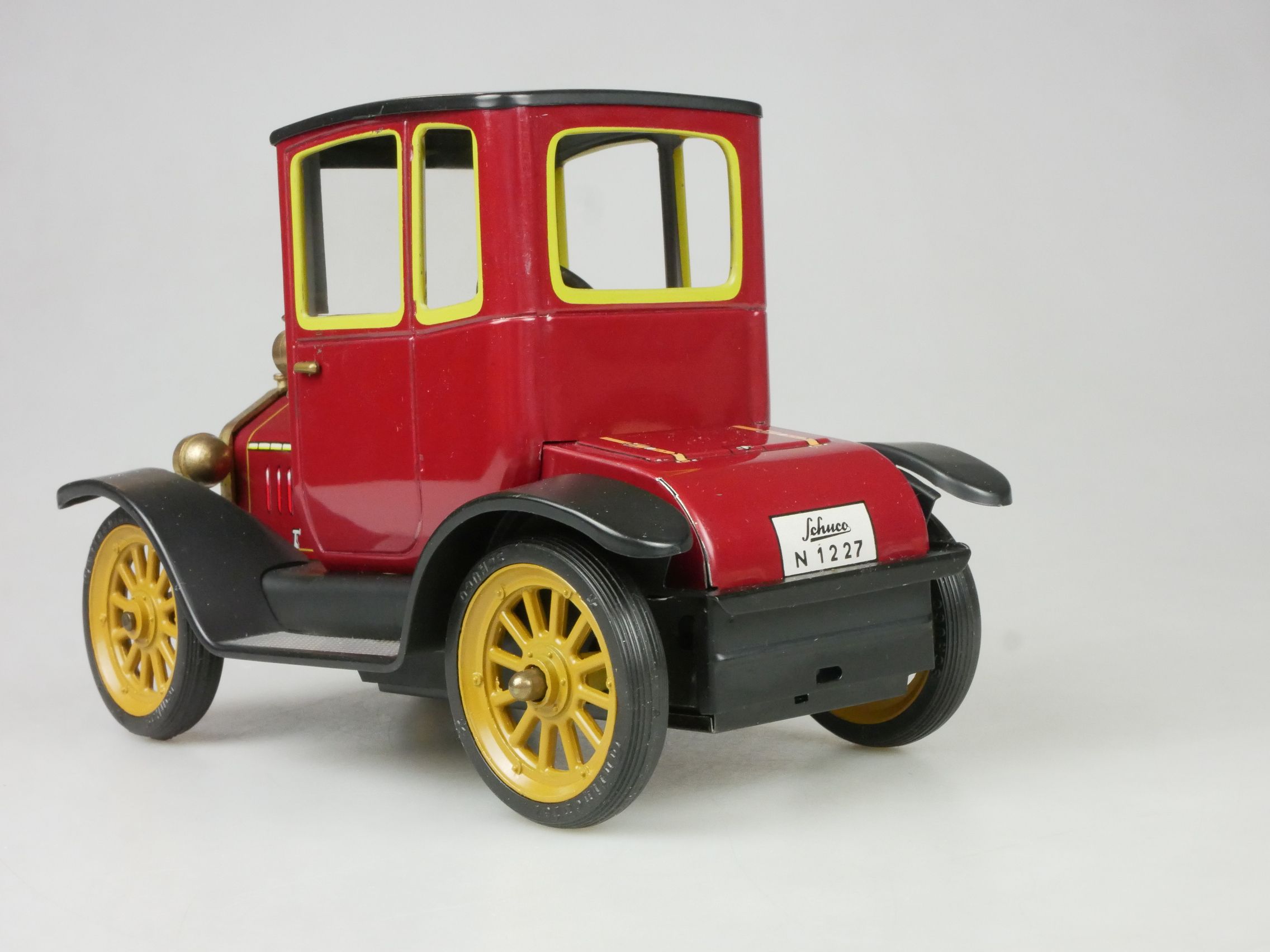Schuco Oldtimer 1227 Ford Coupe T 1917 tin toy in Box 132059