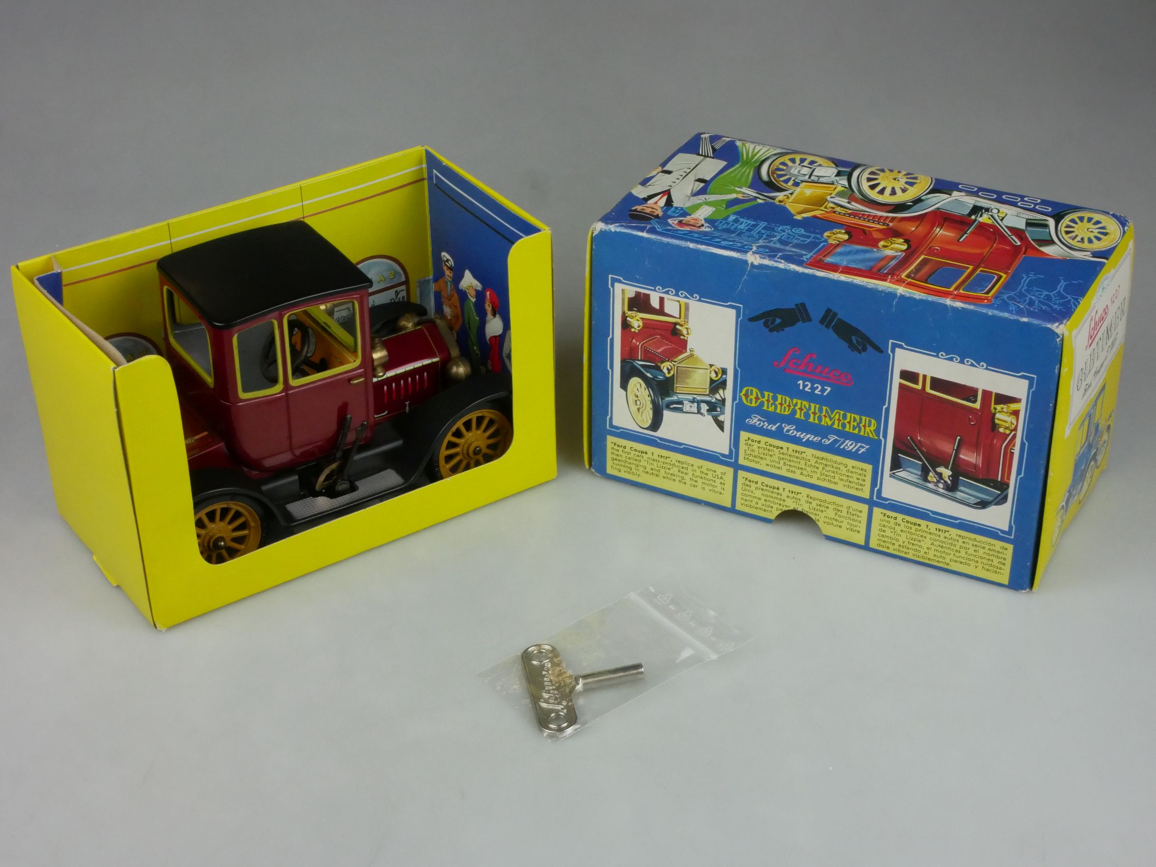 Schuco Oldtimer 1227 Ford Coupe T 1917 tin toy in Box 132059